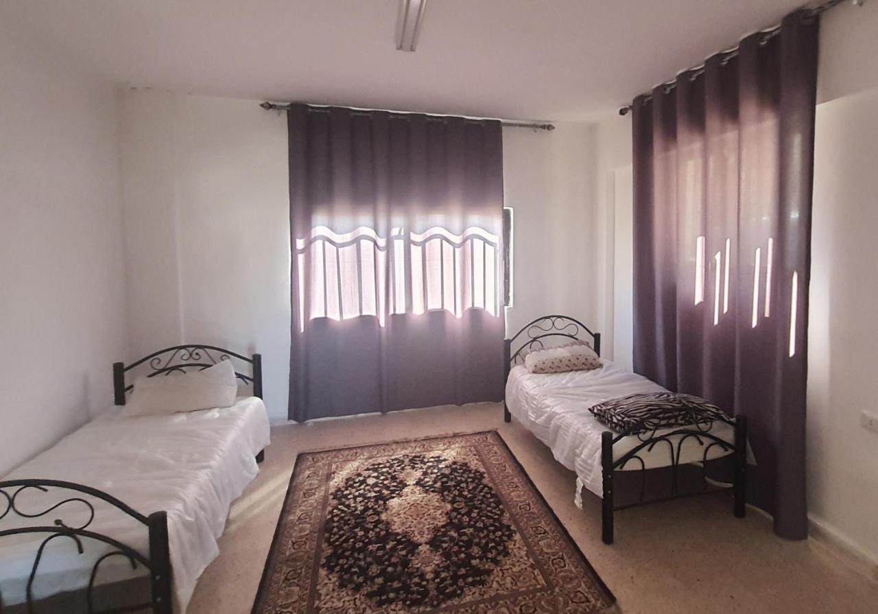 Hôtel Karak House Extérieur photo